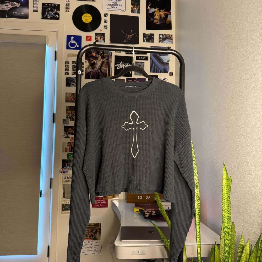 Brandy Melville Charcoal Waffle Knit Cross Print Long Sleeve Top